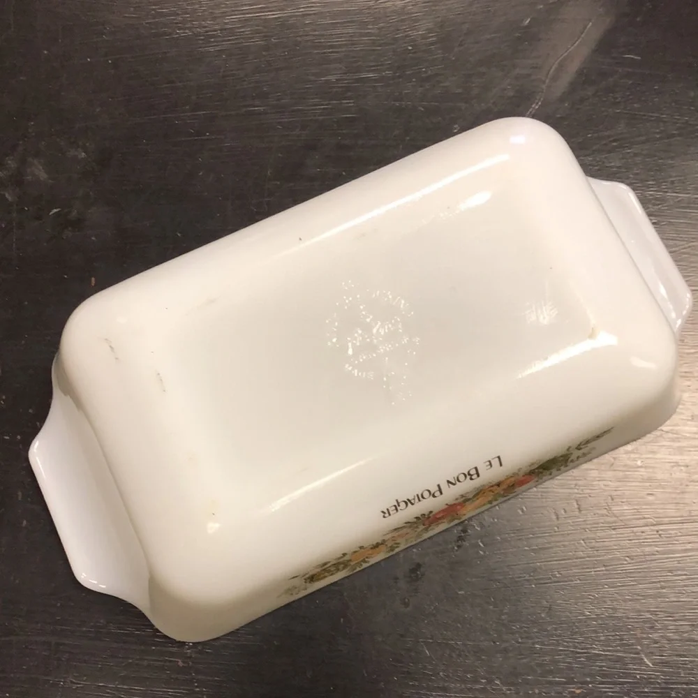 Anchor Hocking‎ Fire-King Le Bon Potager 1 Quart Milk Glass Loaf Pan 441